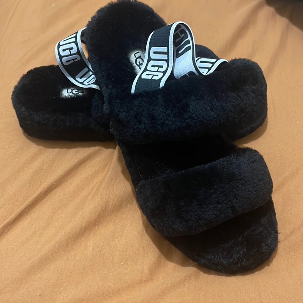 UGG fluff yeah slide slippers - Size 10